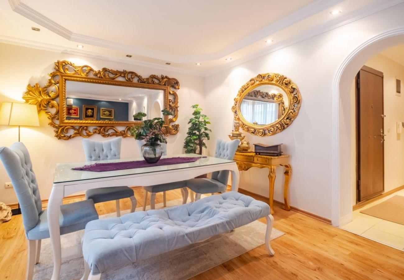 Exclusive Flat With Balcony In Nisantasi Apartment Истанбул Екстериор снимка