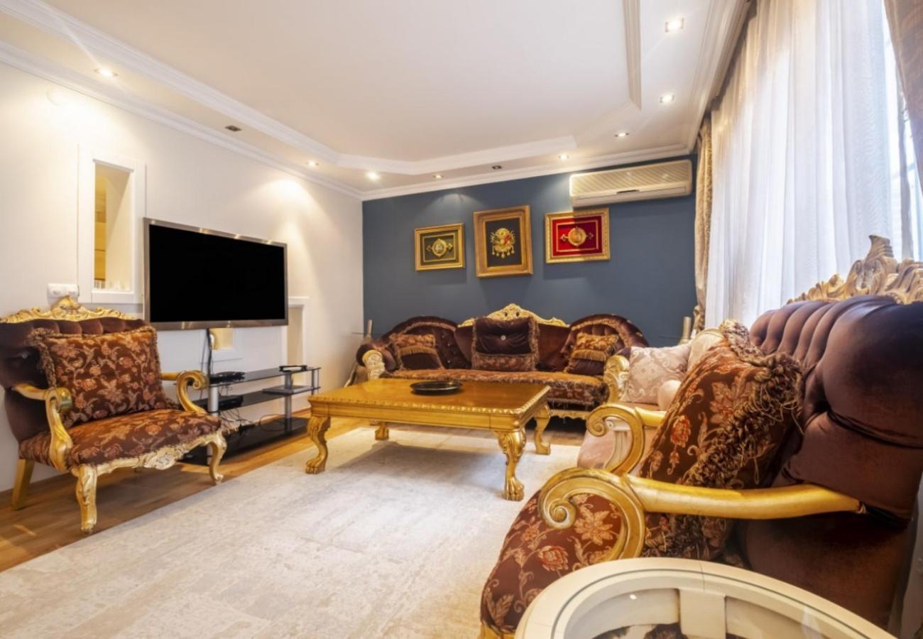 Exclusive Flat With Balcony In Nisantasi Apartment Истанбул Екстериор снимка